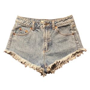 Topshop high waisted raw destroyed hem booty cut off denim Jean shorts 4